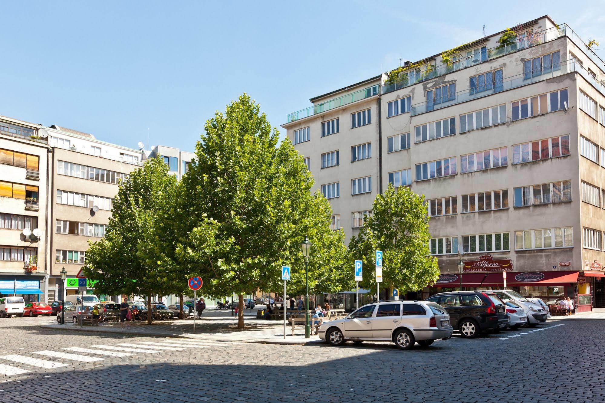Lovely Prague Apartments - Truhlarska Dış mekan fotoğraf